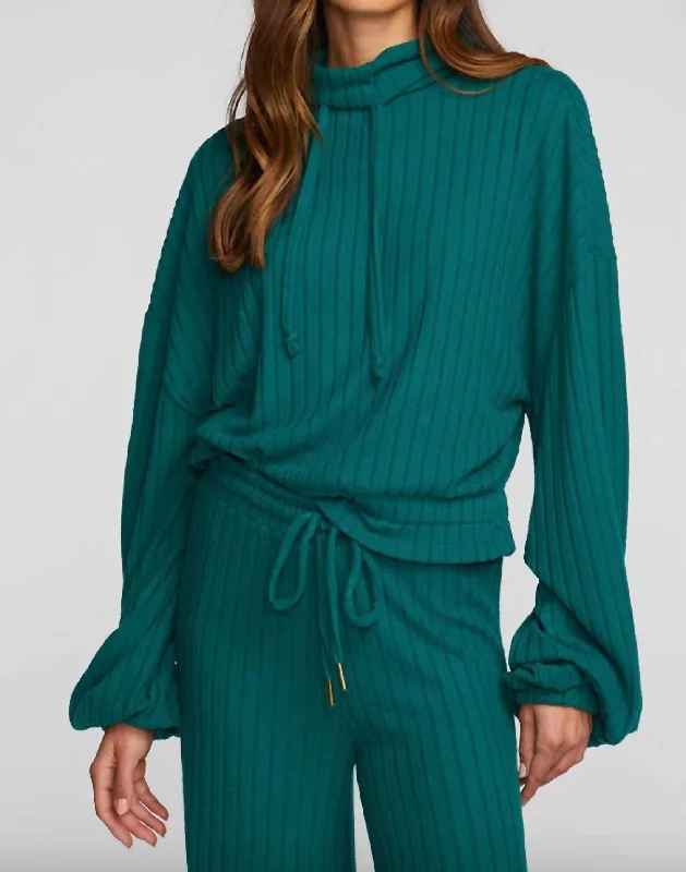 Ribbed Knit Cropped Pullover With Elastic Hem In EmeraldThermal Knit Tops