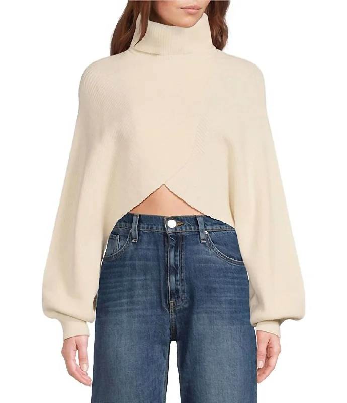 Sweater Cropped Turtleneck Long Sleeve In Unbleached WhiteArtist Knit Tops