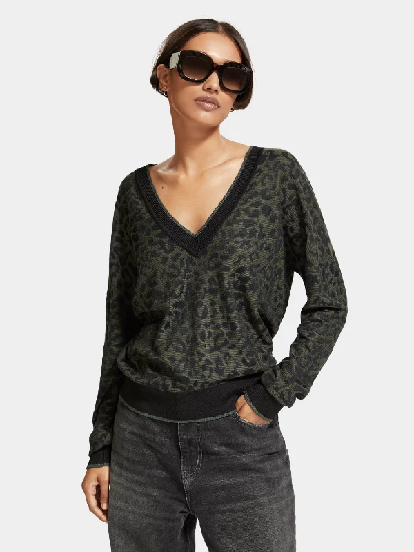 PullovernewAnimal jacquard v-neck pullover