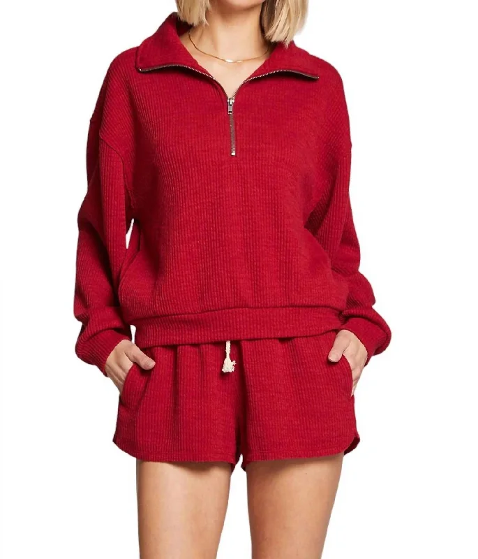 PullovercomfyEssential Half Zip Pullover In Scarlet